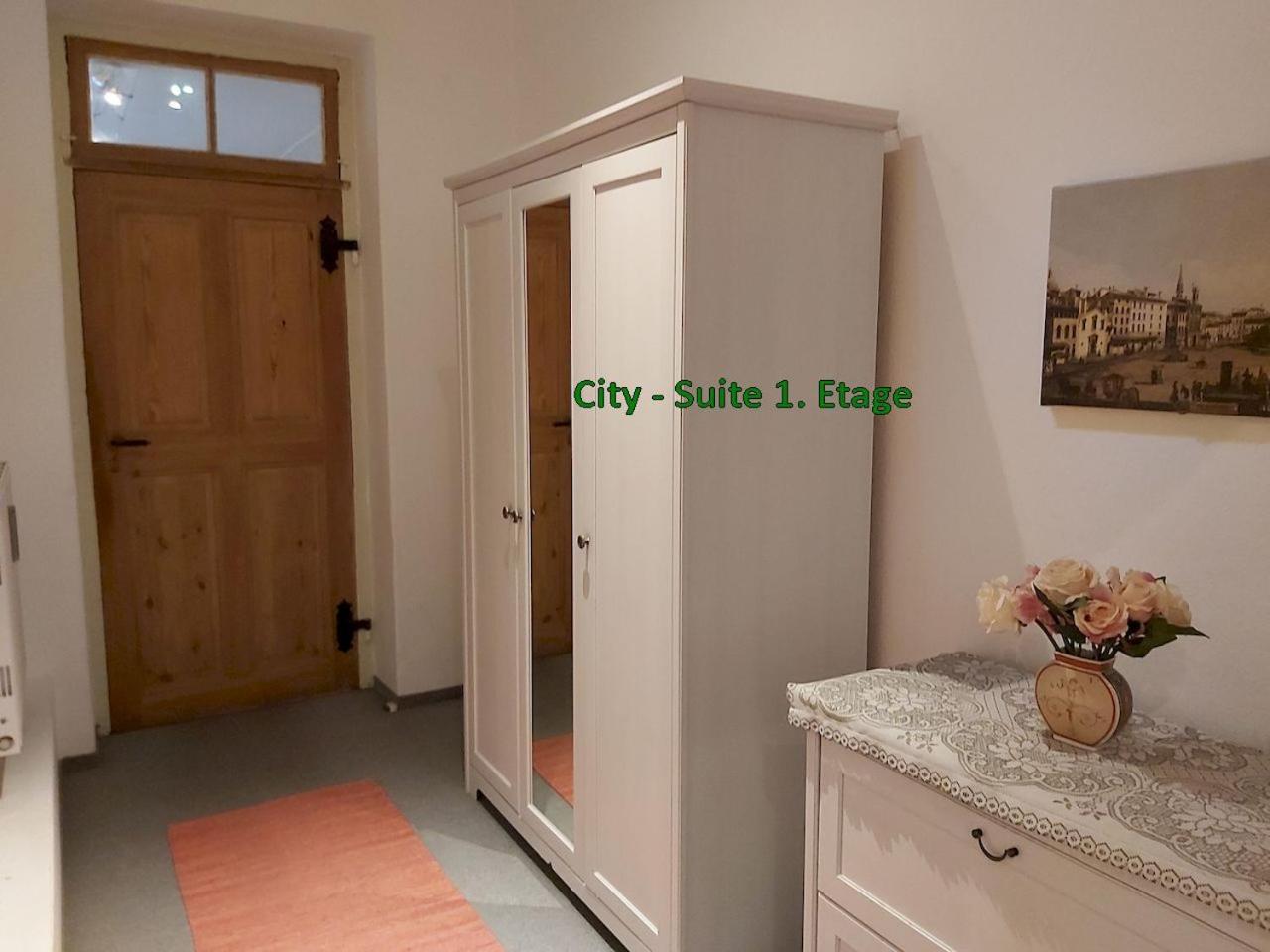 City-Ferienwohnungen-Dresden - Zentral Gelegen Im Haus Louisenstrasse 11 - Dresden-Neustadt Habitación foto