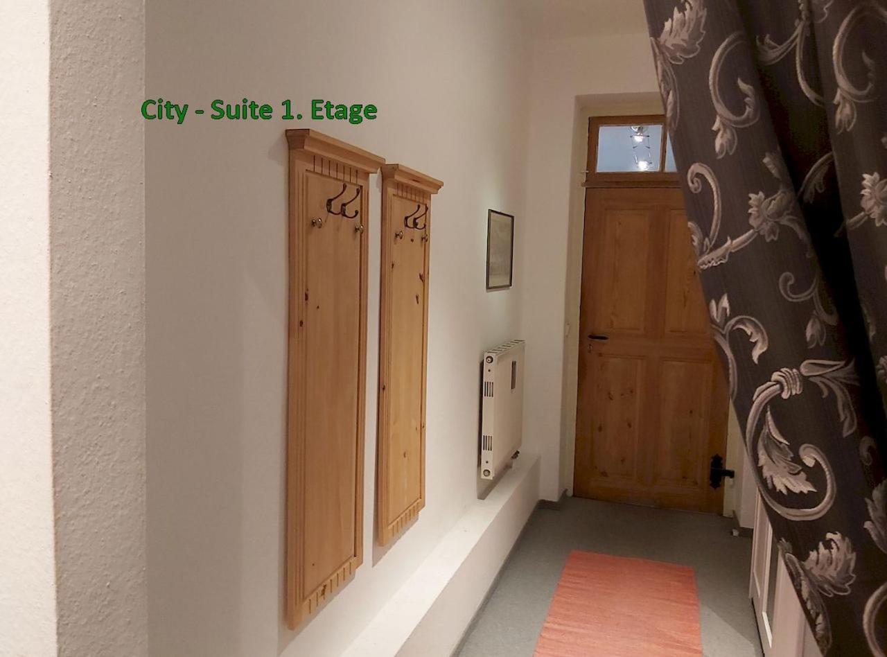 City-Ferienwohnungen-Dresden - Zentral Gelegen Im Haus Louisenstrasse 11 - Dresden-Neustadt Habitación foto