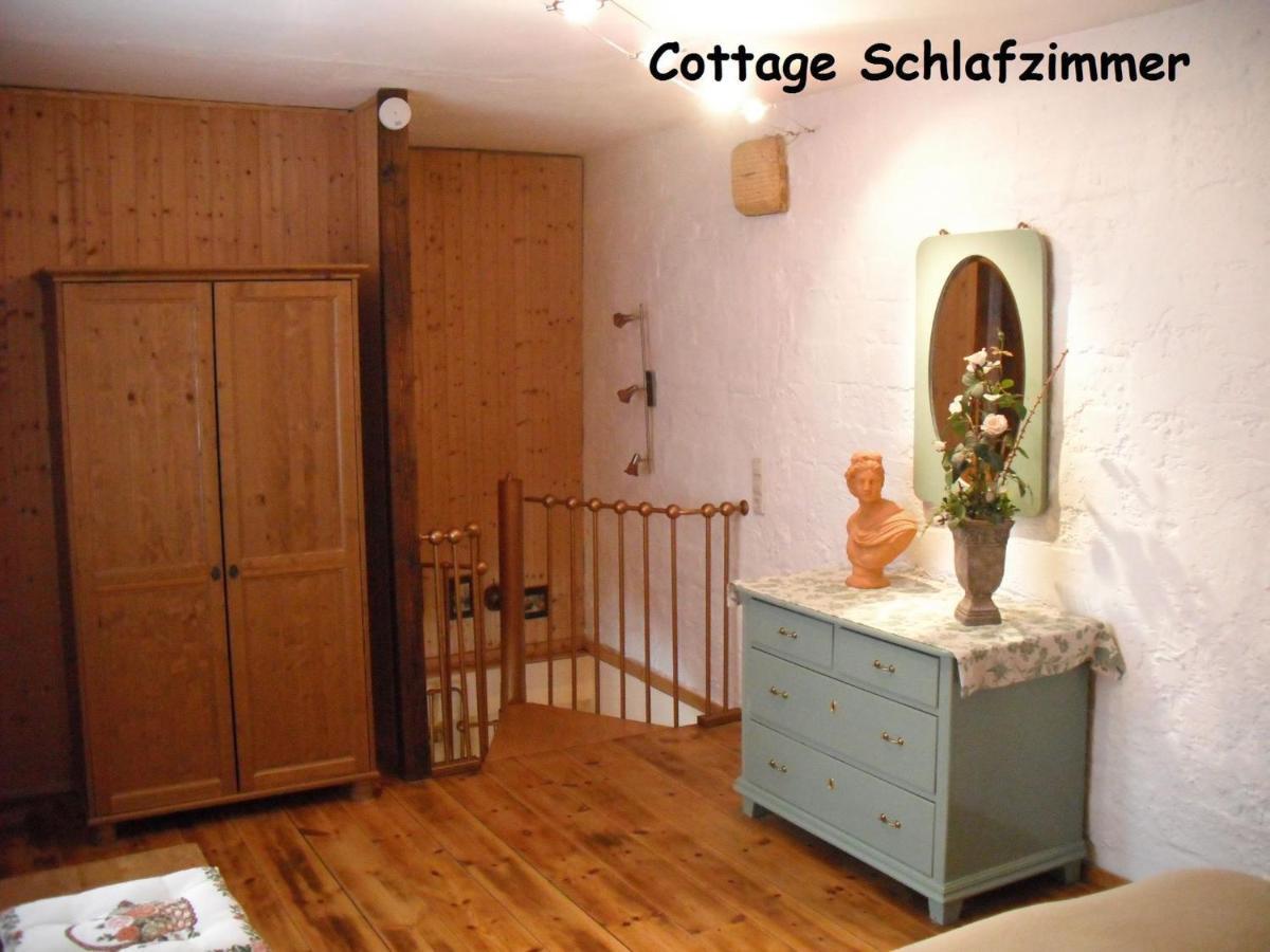 City-Ferienwohnungen-Dresden - Zentral Gelegen Im Haus Louisenstrasse 11 - Dresden-Neustadt Habitación foto